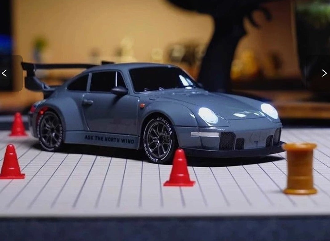 Porsche high-speed drifting car